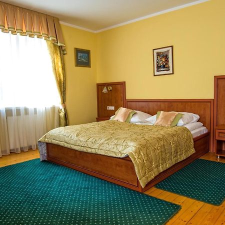 Hotel Adalbertus Gniezno Luaran gambar