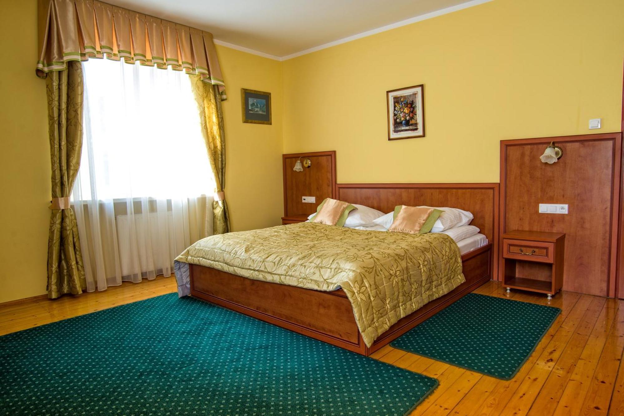 Hotel Adalbertus Gniezno Luaran gambar