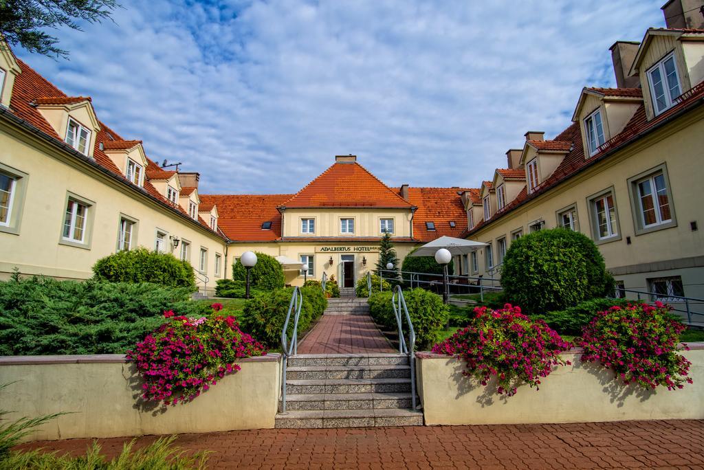 Hotel Adalbertus Gniezno Luaran gambar